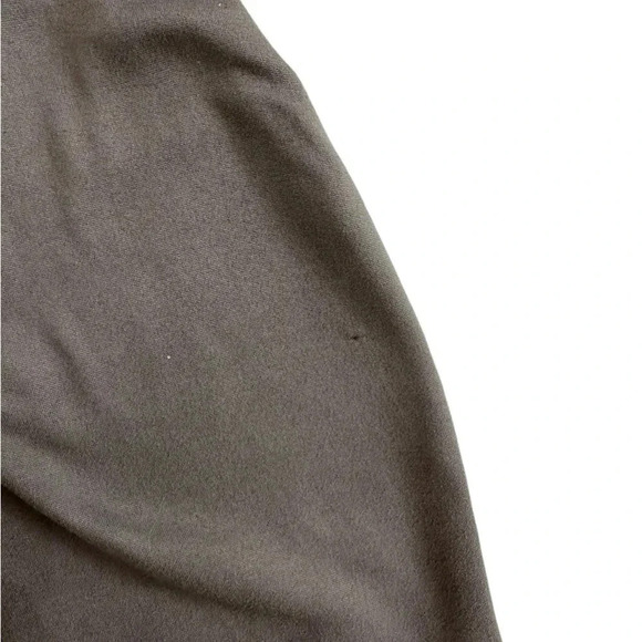 BIRCH AND STONE women's grey size Medium contour collection sleeveless above Kne - Picture 7 of 7